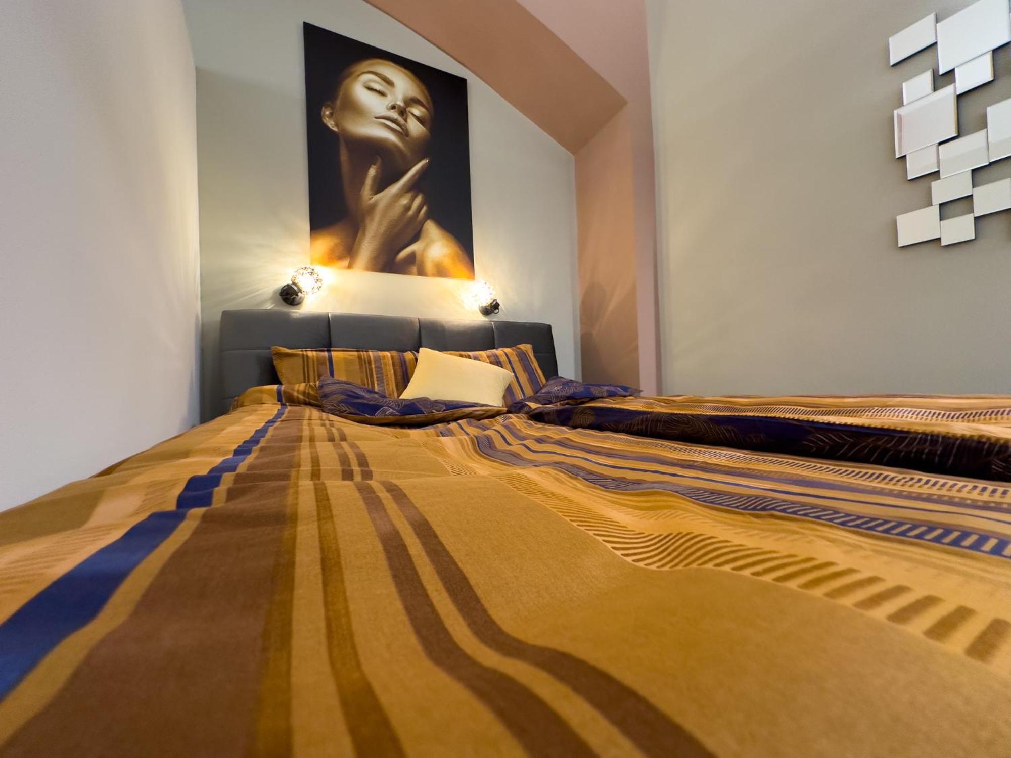 Apartments Adamas ツェリェ エクステリア 写真